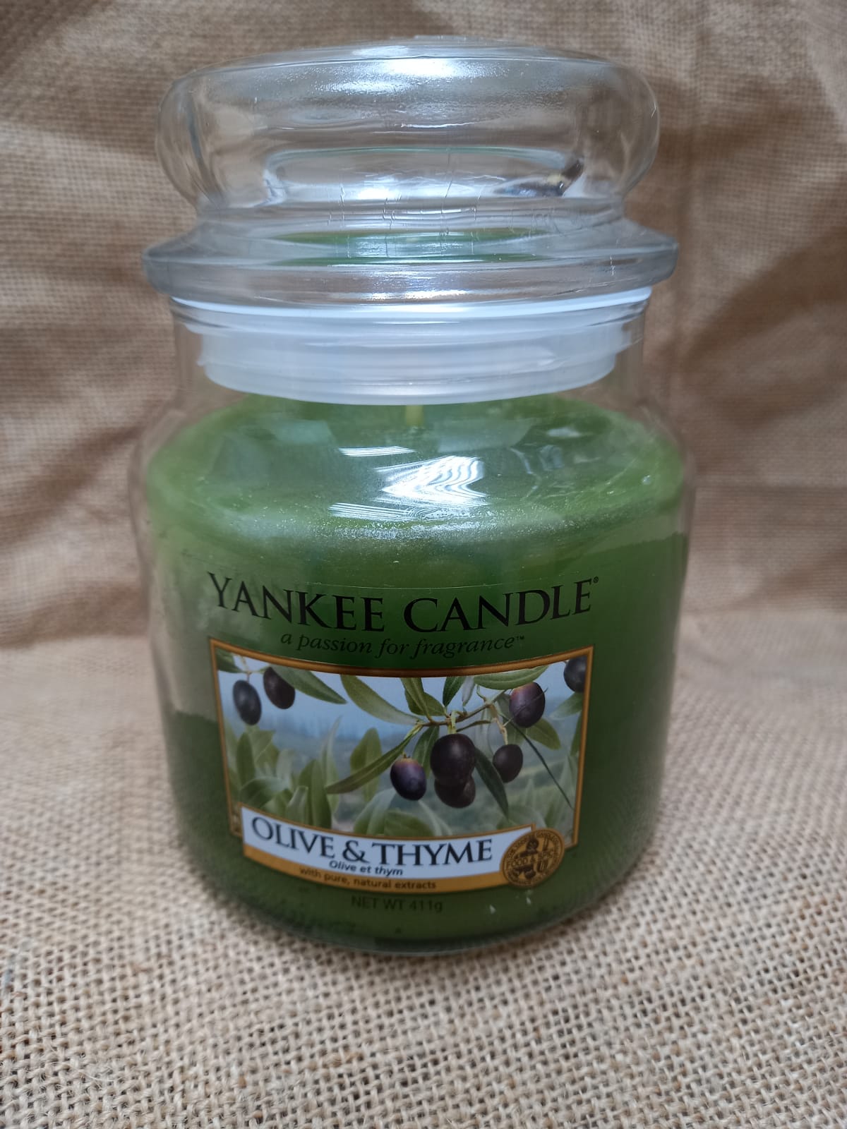 YANKEE CANDLE MEDIUM JAR