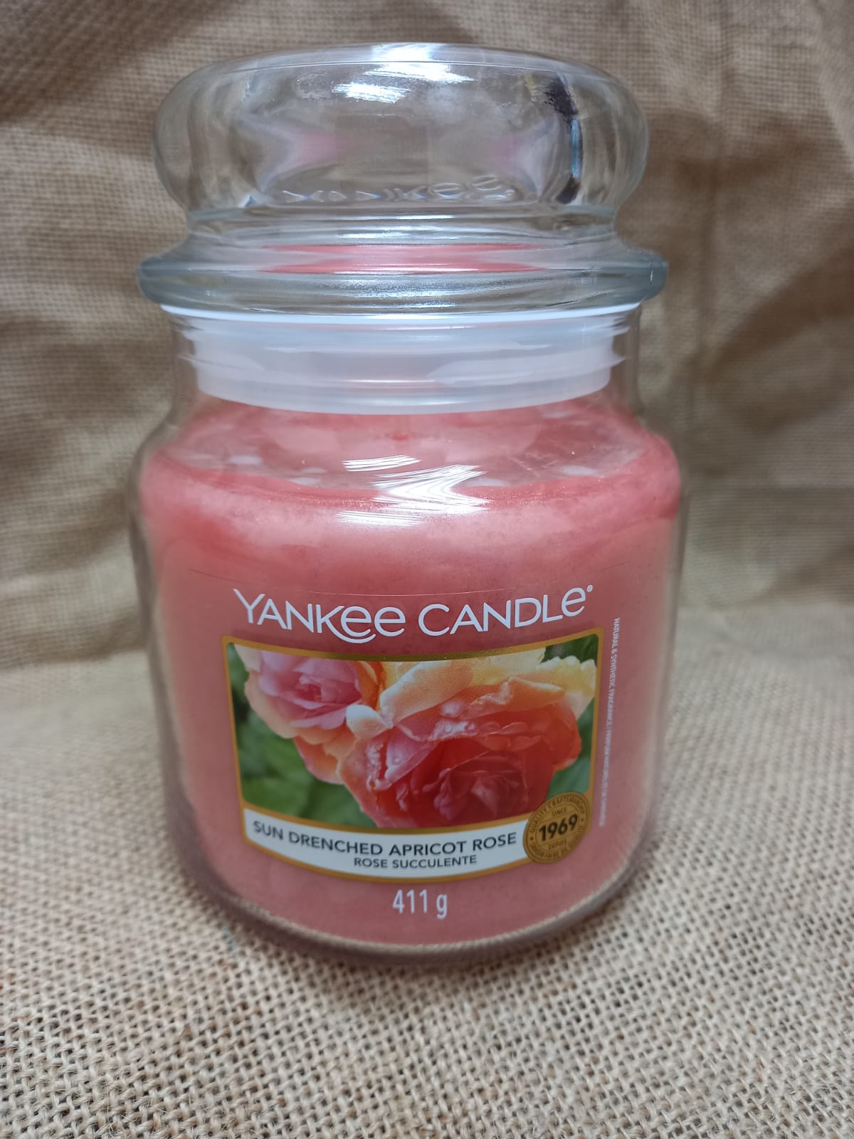 YANKEE CANDLE MEDIUM JAR