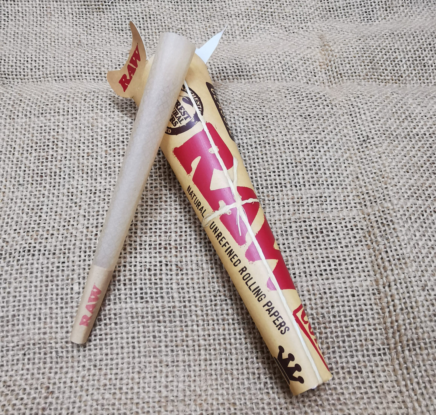 RAW ROLLING PAPER