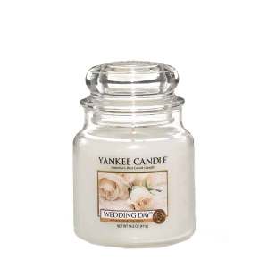 YANKEE CANDLE MEDIUM JAR